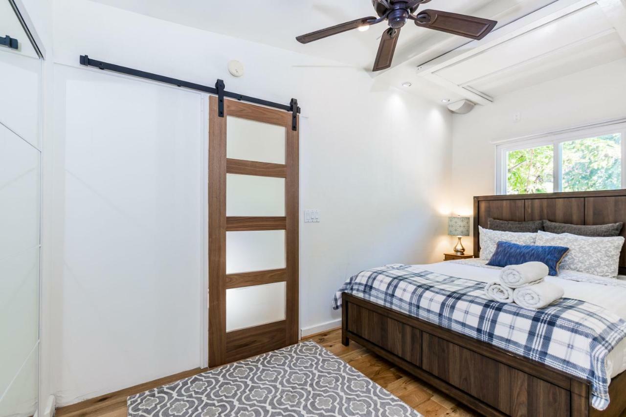 Villa Charming 1-bedroom Near Downtown Culver *